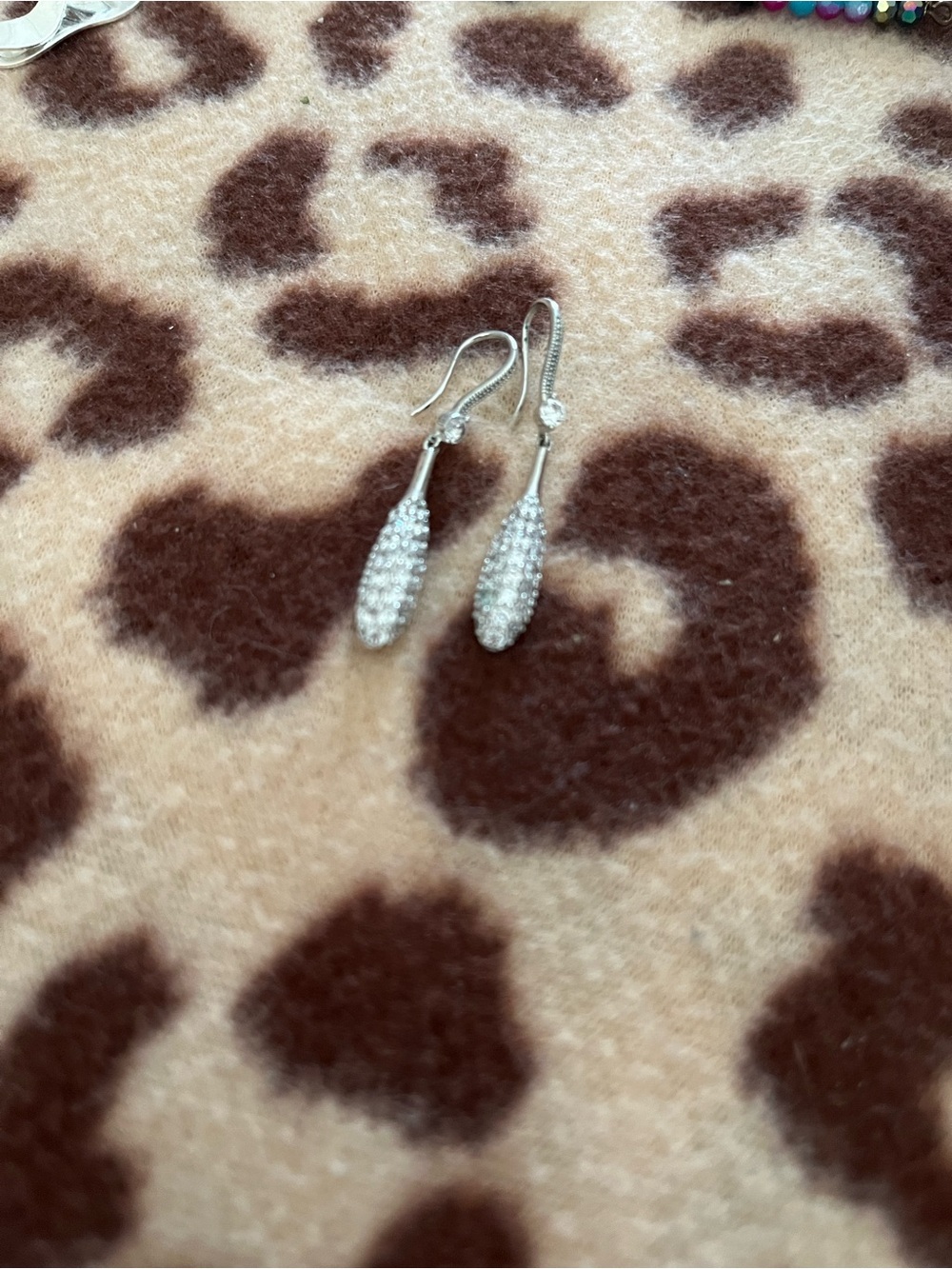 Crystal Teardrop Dangle Earrings - Silver Sparkle